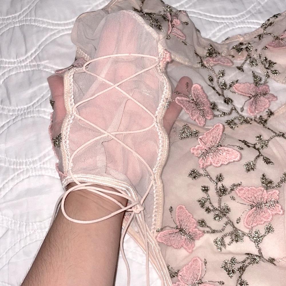 Pink butterfly lingerie - Picture 4 of 13